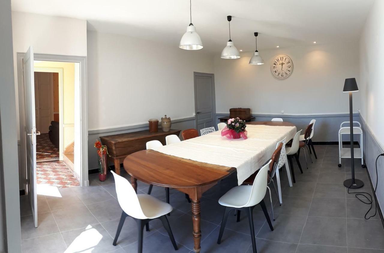Grand Gite Maison D Alice Auvergne - 15 Personnes Saint-Bonnet-les-Quarts Eksteriør bilde